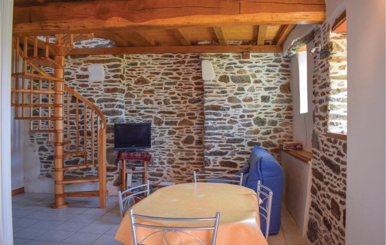 1 Bedroom Nice Home In Minihy Treguier Dış mekan fotoğraf